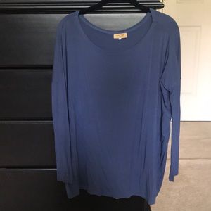 Small long sleeved PIKO